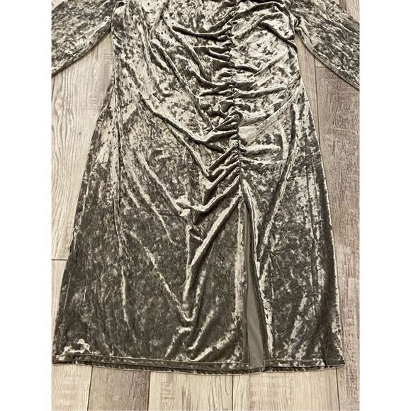 Future Collective faux crushed velvet, silver/gray long maxi dress size 2X - Picture 4 of 12